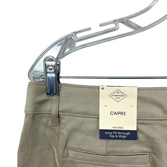 St. John's Bay Womens Capri Pants Stretch Tummy‎ Control Slit Pockets Tan Sz 12 - Picture 7 of 7